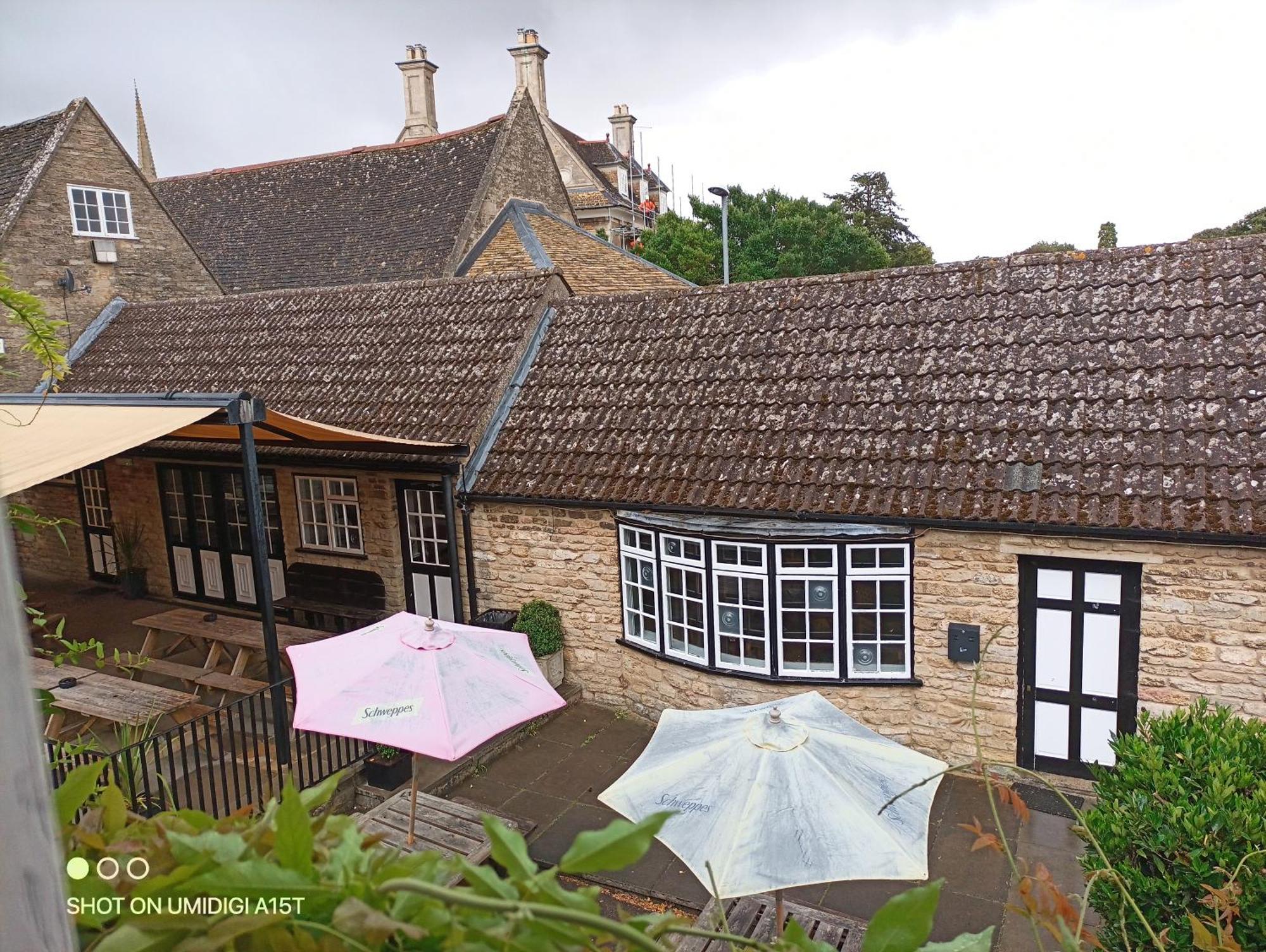 The Ship Inn Oundle Ngoại thất bức ảnh