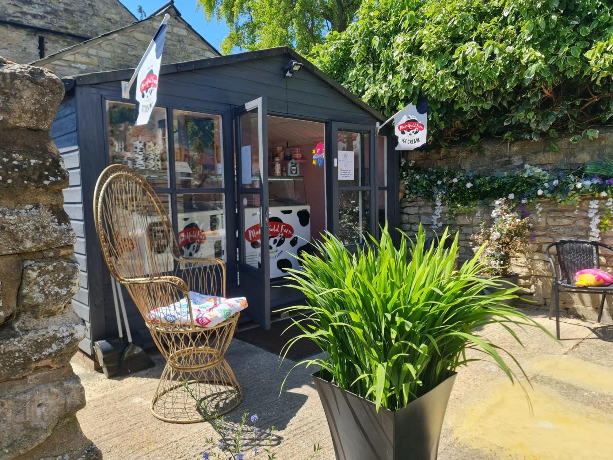 The Ship Inn Oundle Ngoại thất bức ảnh