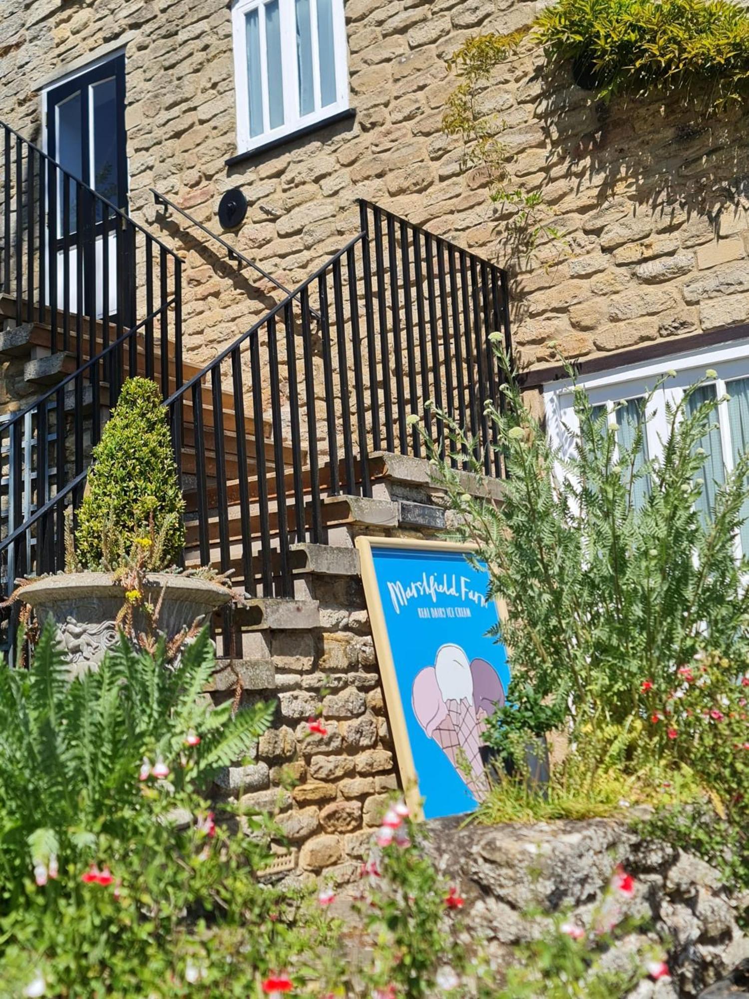 The Ship Inn Oundle Ngoại thất bức ảnh